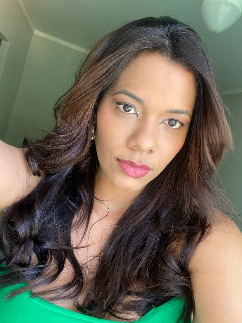 Rhaideline Calazans — fundadora e CEO da Calazans Lumina